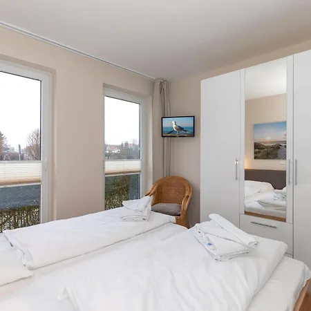 Yachthafenresidenz - 8111 / 849 *